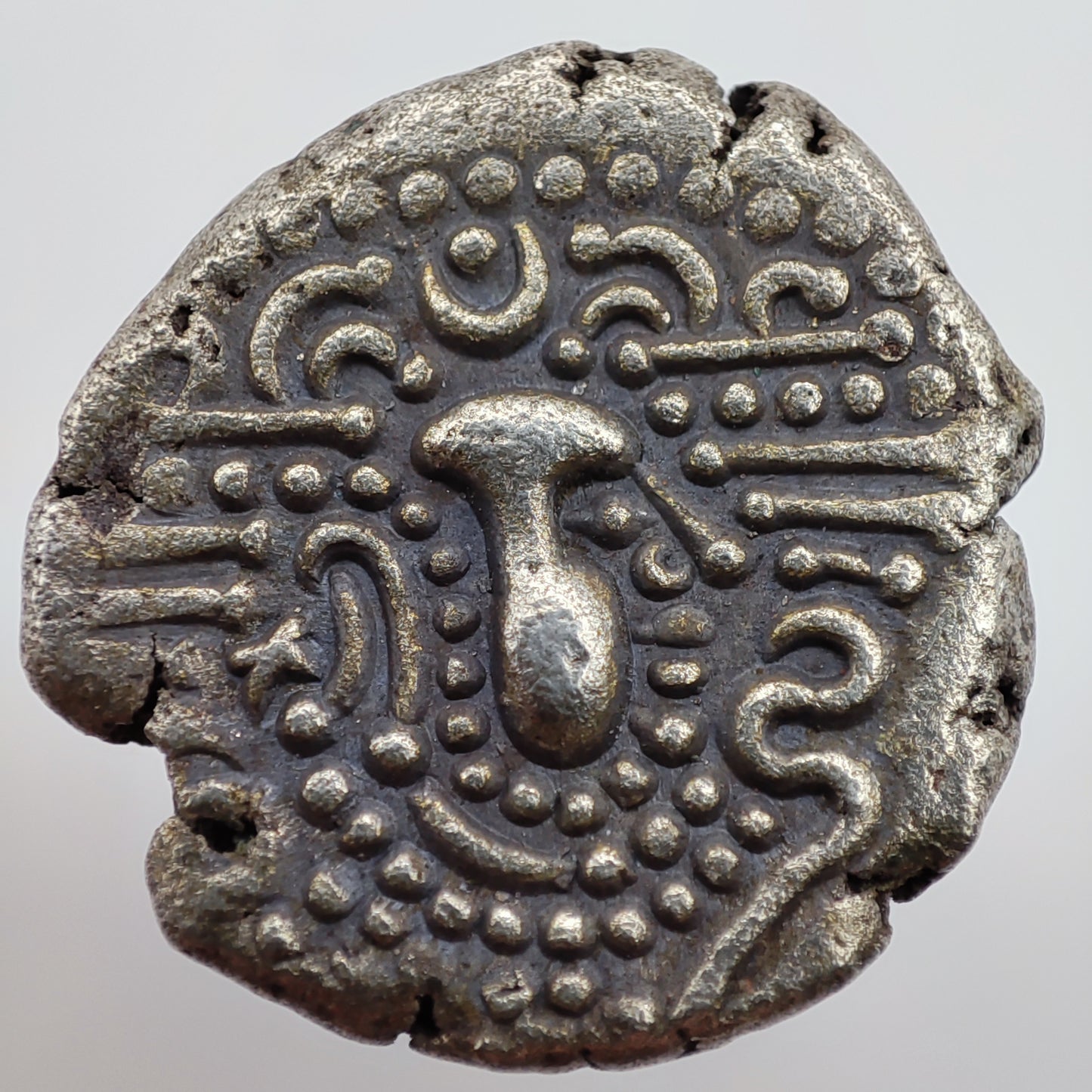 Chalukyas of Gujarat: Silver Gadhaiya Paisa (Drachm) Anonymous Issue c. 1030-1120CE