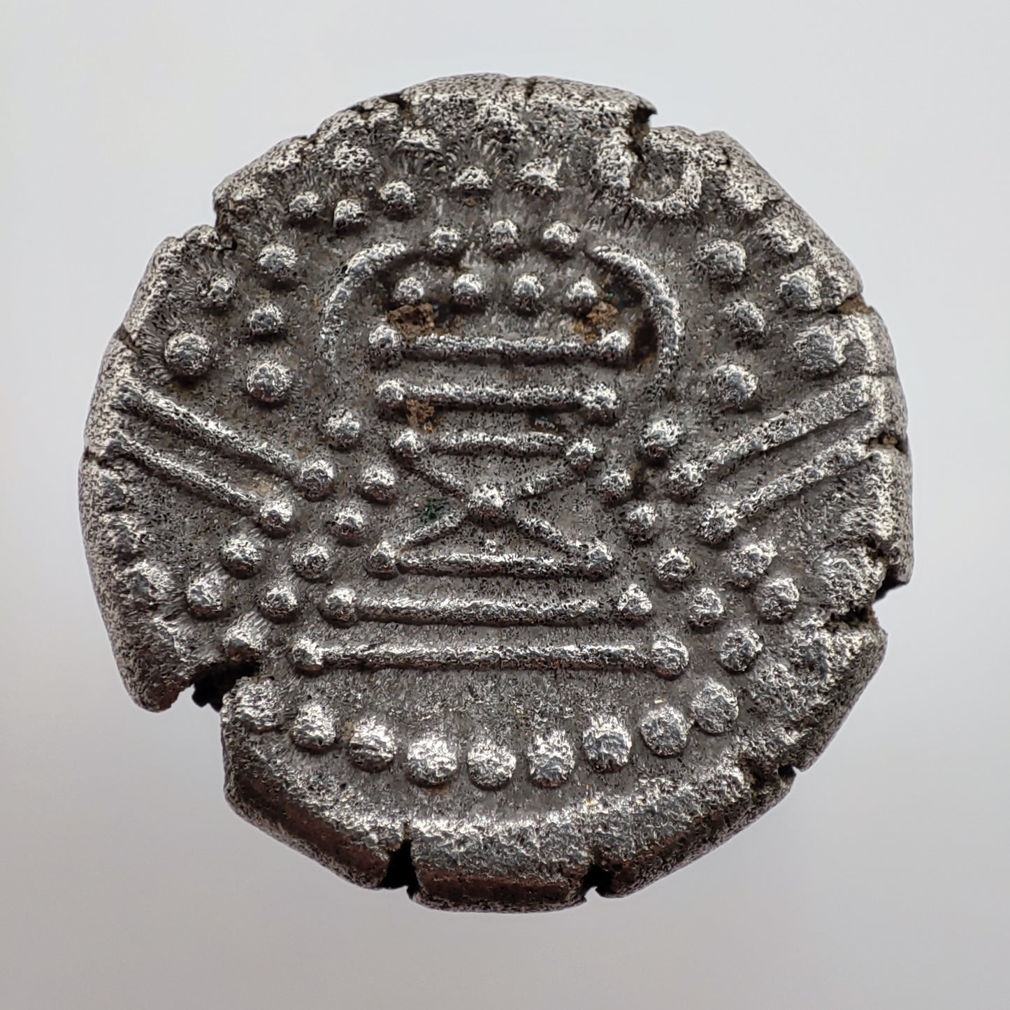 Chalukyas of Gujarat: Silver Gadhaiya Paisa (Drachm) Anonymous Issue c. 1030-1120CE