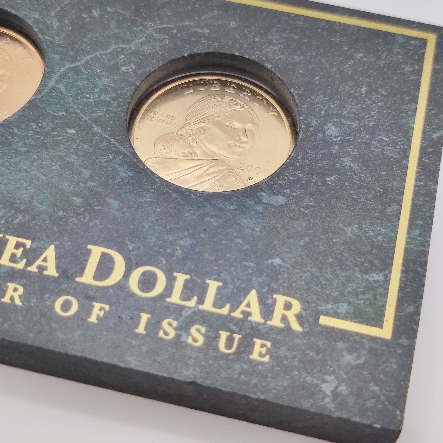 2000D&P USA Sacagawea Dollar First Year of Issue Capsule Set