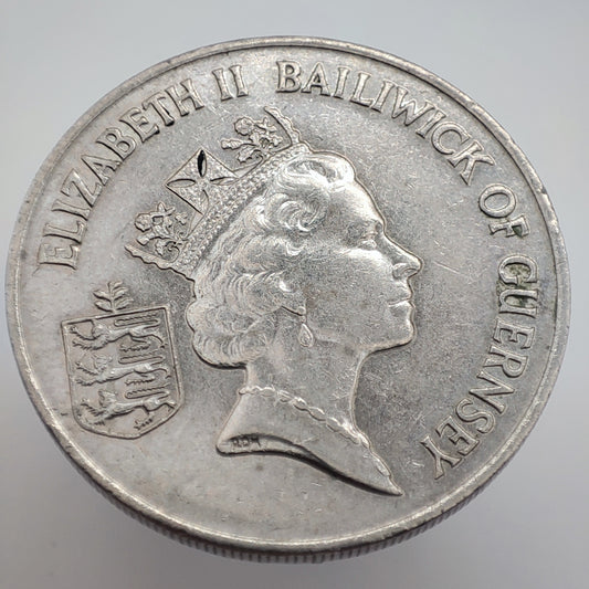 1986 Guernsey 10 Pence - Large Type FAO